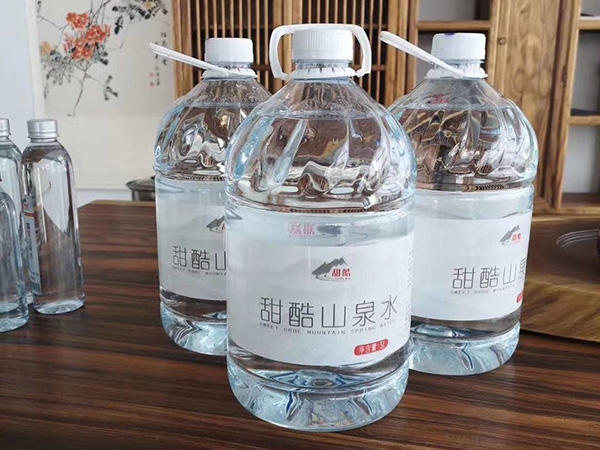 礦泉水瓶對(duì)人體有害嗎？